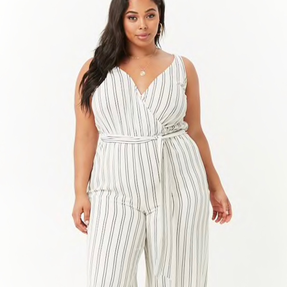 Plus Size striped jumpsuit. Forever 21.